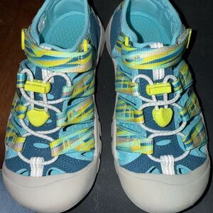 Keen Vibrant Blue and Yellow Water Shoes with Protective Toe size 2 big kids.